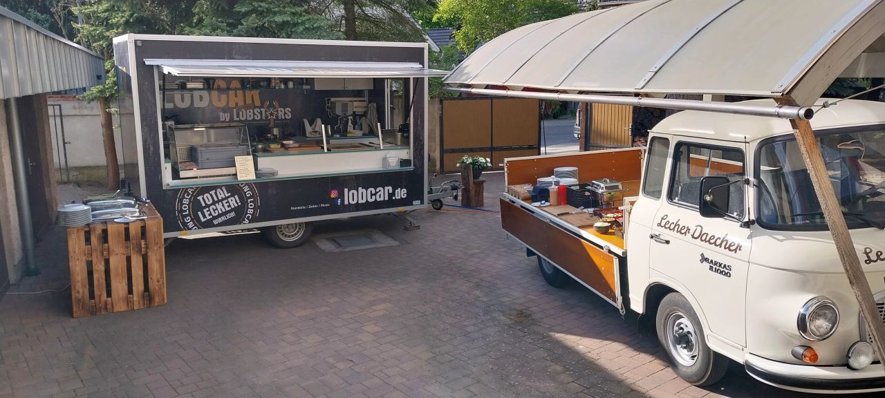 DAS LOBCAR | dein Imbisswagen mieten | mobile Eventküche Hier kannst du dir deinen Imbisswagen mieten. Du bekommst eine stylische mobile Eventküche die keine Wünsche mehr offen lässt.